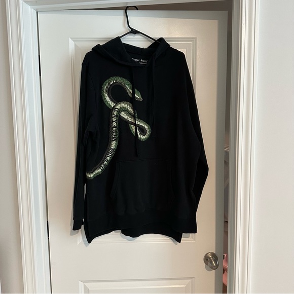 *SOLD* Reputation hoodie - Picture 2 of 5